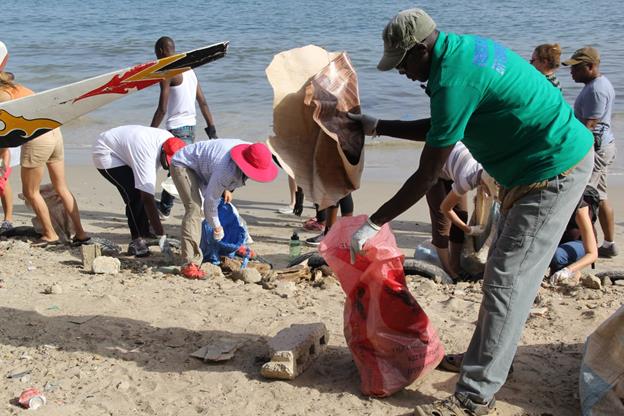 La plage de Ngor fait peau neuve