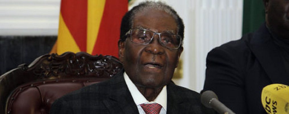 Zimbabwe : Robert Mugabe refuse de démissionner