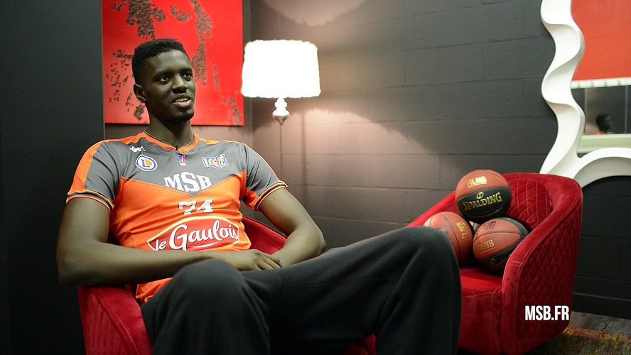 Basketball : La France veut débaucher Youssoupha Fall