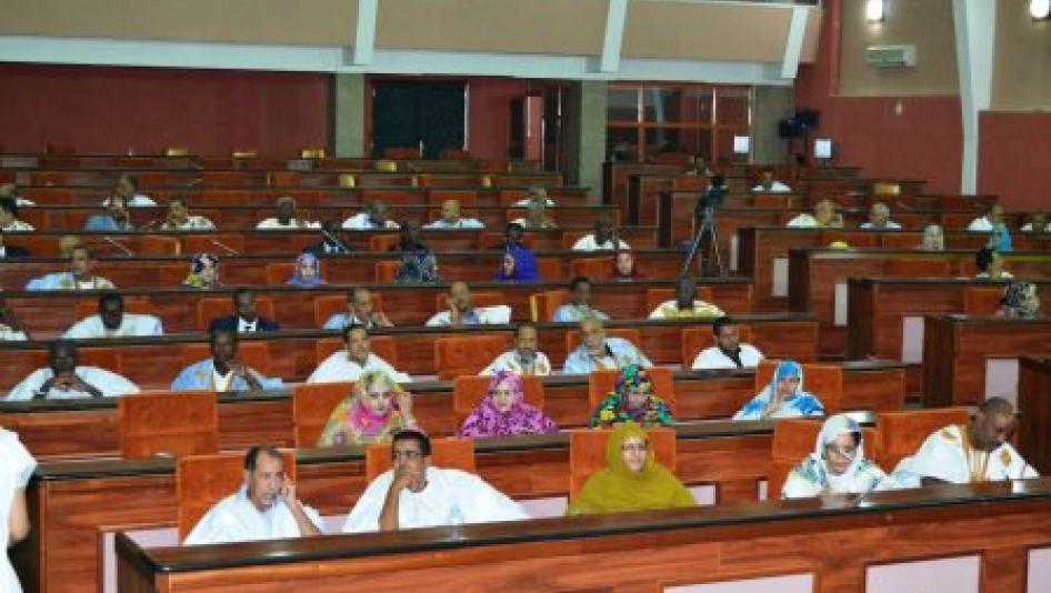 Mauritanie : « Un parti politique qui participe deux fois de suite à une élection municipale sans atteindre un pour cent des suffrages exprimés sera dissout, » dit-le ministre de l’intérieur