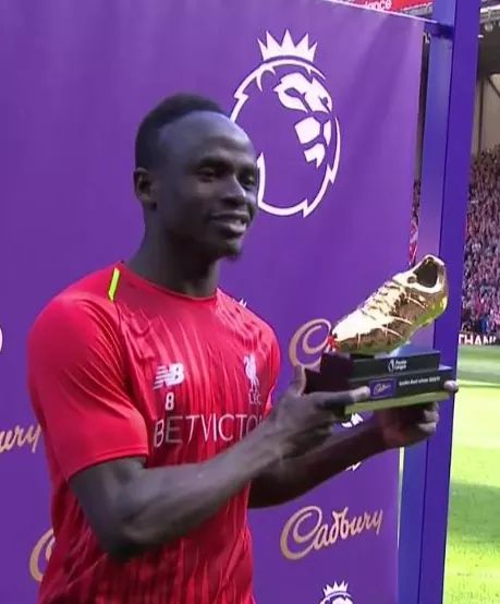 Angleterre : Sadio Mané perd la Premier ligue mais se console avec le titre de meilleur buteur