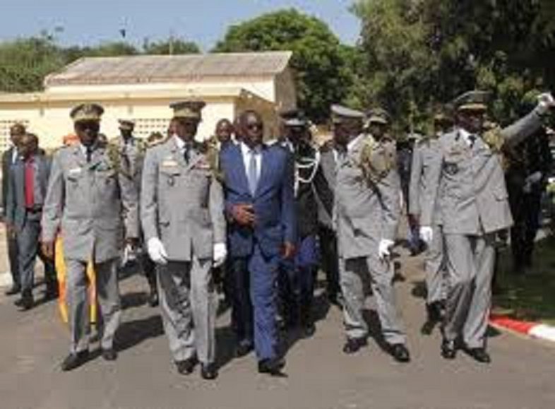 Les généraux Cheikh Wade et Joseph Mamadou Diop faits chevaliers de la légion d’honneur