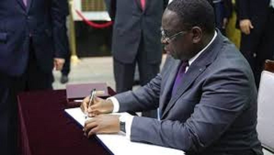 Nouvel an : Président Sall gracie 709 détenus