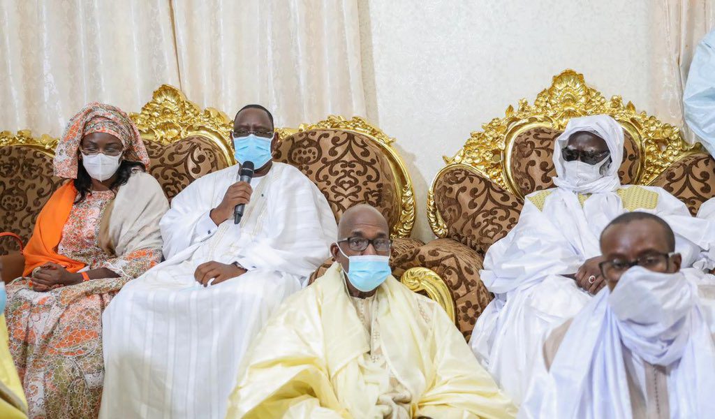 A Touba : Macky Sall renouvelle ses promesses et s’engage à accompagner le khalife dans ses projets