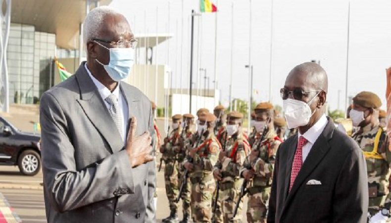 Mali : Le président de la transition Bah N’Daw et son Premier ministre Moctar Ouane arrêtés