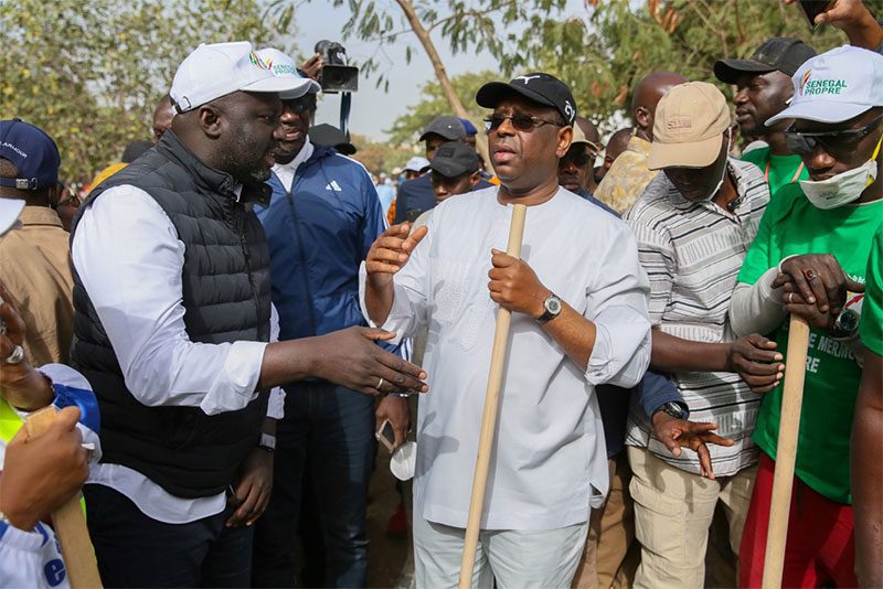 Macky Sall veut la relance des Journées nationales du Nettoiement