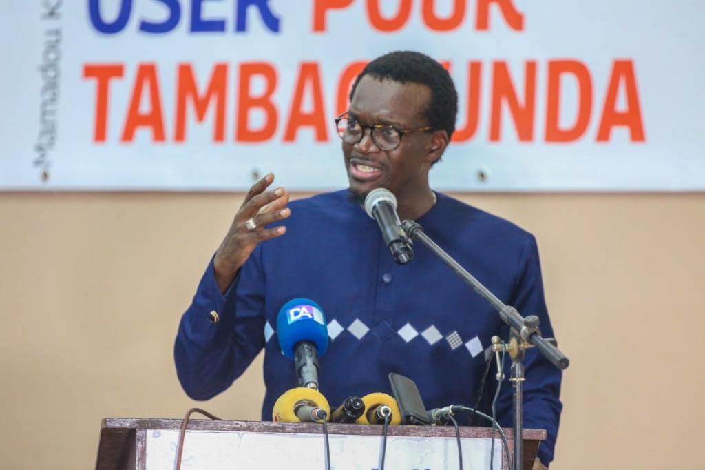 Mamadou Kassé présente sa vision et son projet dans son livre-programme « Osez pour Tambacounda »