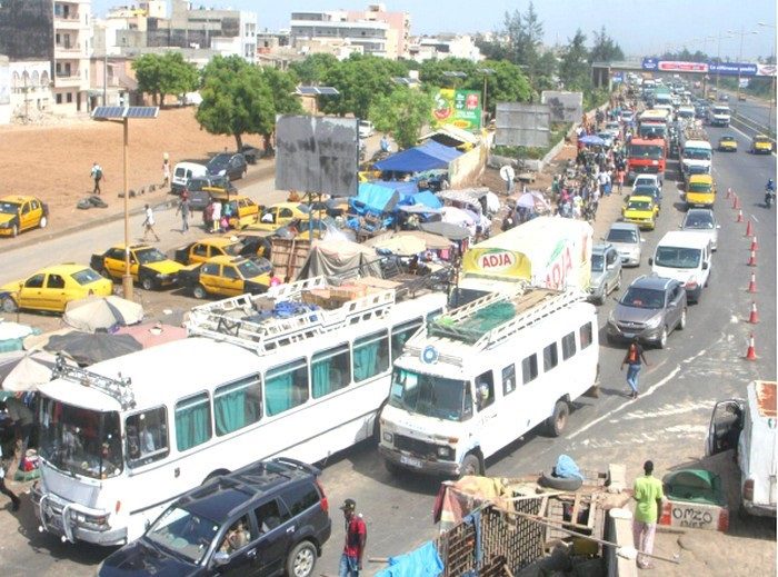 Grève des syndicats des transporteurs : Le Ministère des transports se dit ouvert au dialogue