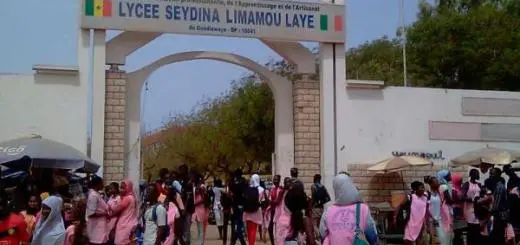 Macky Sall préconise un programme de réhabilitation des anciens établissements scolaires publics