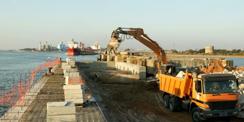 Les travaux de construction du Port de Ndayane entamés