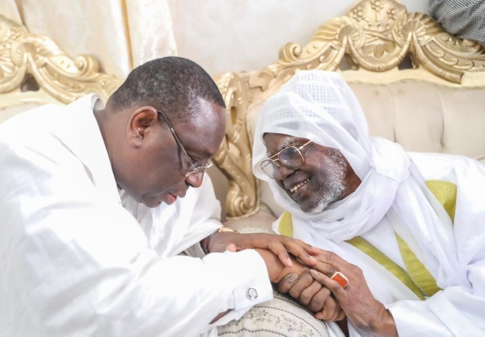 Touba : climat de forte tension, affaire Sonko, 3e mandat….Ce qu’il faut retenir de la rencontre entre Macky Sall et Serigne Mountakha Mbacké