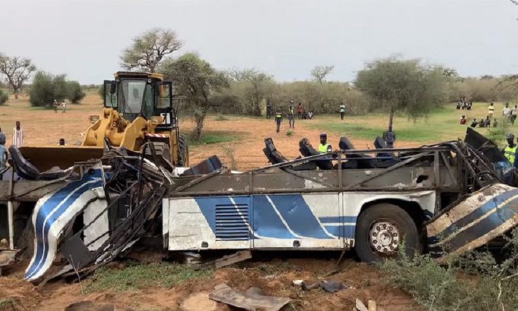 Un bus se renverse à Louga : 24 morts et une quarantaine de blessés