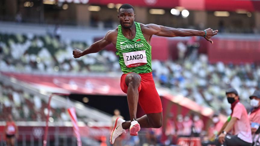 L’Afrique s’illustre aux Mondiaux d’athlétisme : Le burkinabé Hugues-Fabrice Zango champion du monde du triple saut
