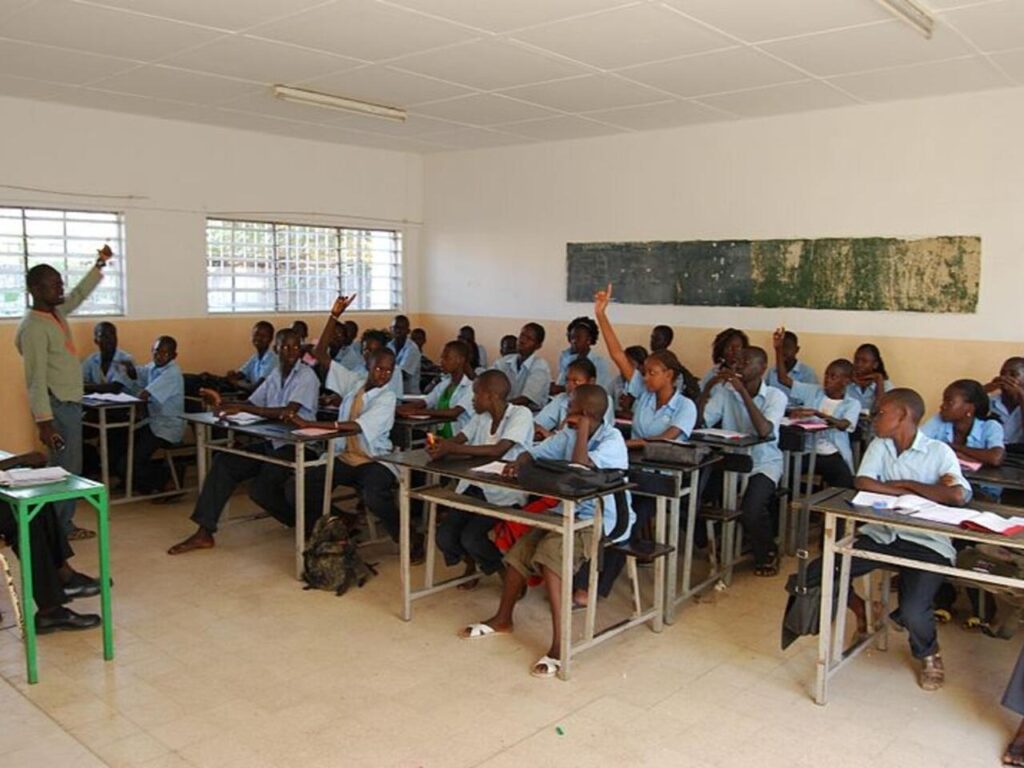 Année scolaire 2023 : Baisse annoncée des frais de scolarité dès la rentrée prochaine