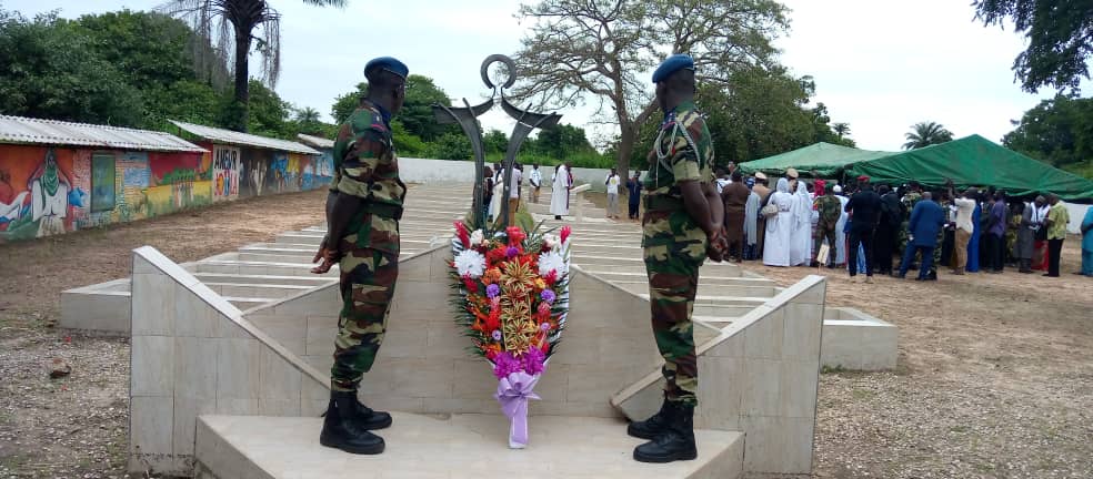 Ziguinchor : 21 ans après, le Sénégal rend hommage aux victimes du naufrage du bateau « Le Joola » dans la sobriété