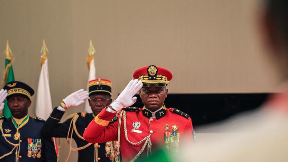 Gabon : Le président de la transition a prêté serment