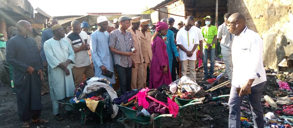 Ziguinchor-Incendie Marché Saint Maur : L’État au chevet des sinistrés avec une enveloppe de 50 millions FCFA et 10 tonnes de riz