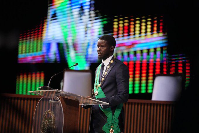 Investi Président, Bassirou Diomaye Faye promet « un Sénégal apaisé, pays d’espérance, une justice indépendante et une démocratie renforcée »