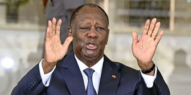 Côte d’Ivoire : Alassane Ouattara officialise sa candidature pour un quatrième mandat.