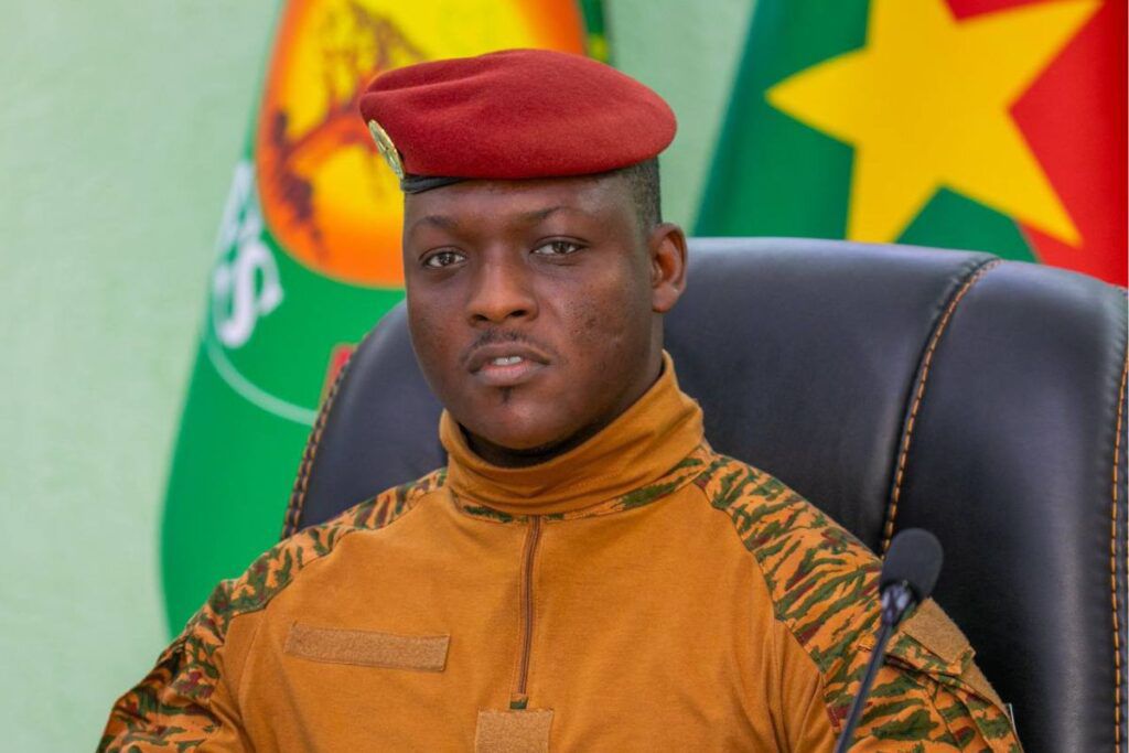 Burkina Faso : trois ans après le putsch, quel bilan pour la junte d’Ibrahim Traoré ?