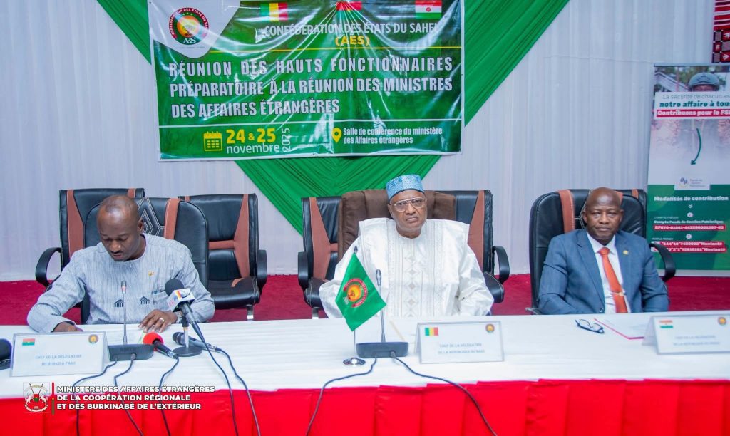 AES : des ministres maliens et nigériens en conclave à Ouagadougou