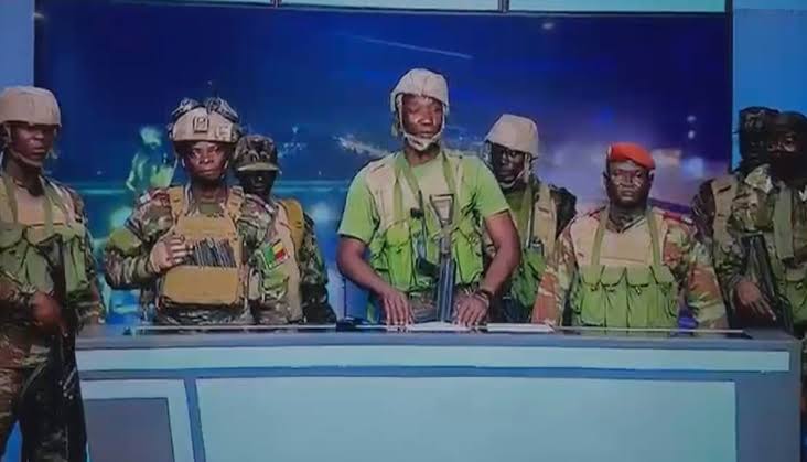 Au Bénin, une récompense de 20 millions de FCFA pour retrouver les auteurs d’un coup d’État raté