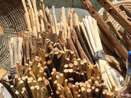 Hygiène et Ramadan: L’usage du cure-dents, ce bout de bois si précieux !