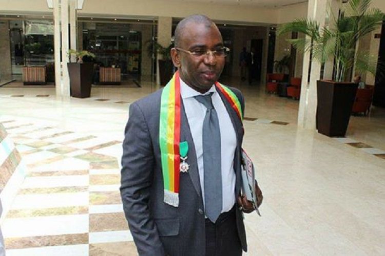 Plus de peur que de mal : Victime d’un accident sur la RN7, le député Moustapha Guirassy s’en sort avec des blessures légères (Hôpital)