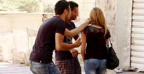 Maroc : Aucune protection juridique pour les harcelées sexuellement dans la rue