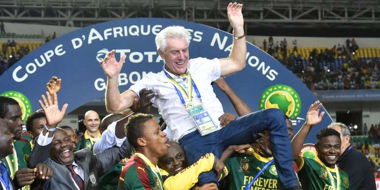 Football-Cameroun : Hugo Broos rompt l’aventure avec les lions indomptables.