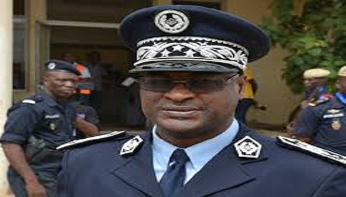 Société : Oumar Maal invite les candidats à l’immigration à travailler dur au Sénégal comme s’ils étaient en Europe (DG police)