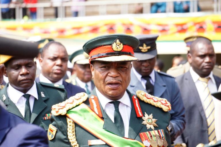 Zimbabwe : Dites désormais vice-président Constantino Chiwenga ! Le général tombeur de Mugabe a été récompensé
