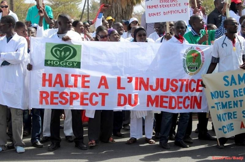 Sénégal : Le front social en ébullition, grèves et marches de protestation au menu, le gouvernement acculé