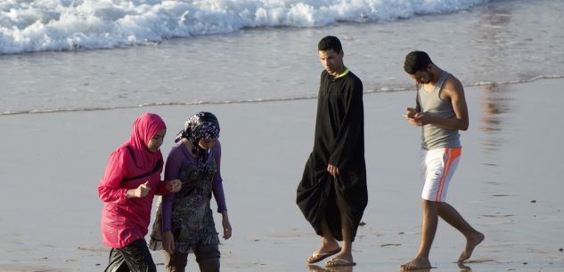 Maroc : Polémique autour du hashtag #koun rajoulan, «sois un homme»