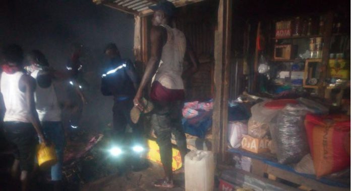 Kaolack : Un incendie ravage le marché Zinc de Léona