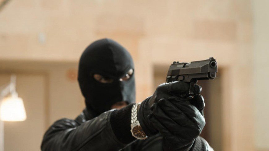 Tivaouane : Une station Shell braquée par une douzaine d’individus encagoulés, un pompiste poignardé au cou, une importante somme d’argent emportée par les malfaiteurs