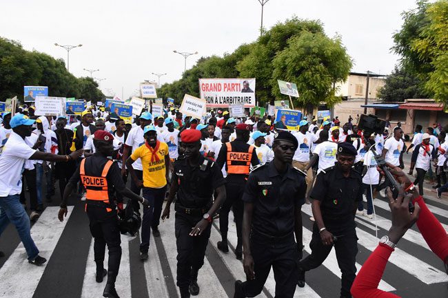 Politique : Manifestation devant l’Assemblée nationale
