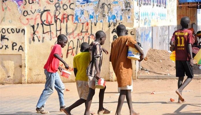 Nouveau rapport accablant : Human Rights Watch dénonce les « énormes souffrances » des enfants talibés