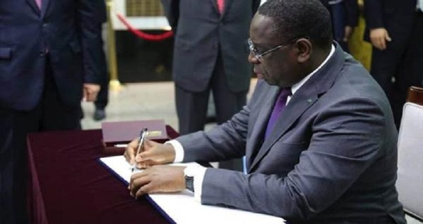 Macky Sall promulgue la nouvelle loi sur l’état d’urgence et la gestion des catastrophes naturelles et sanitaires