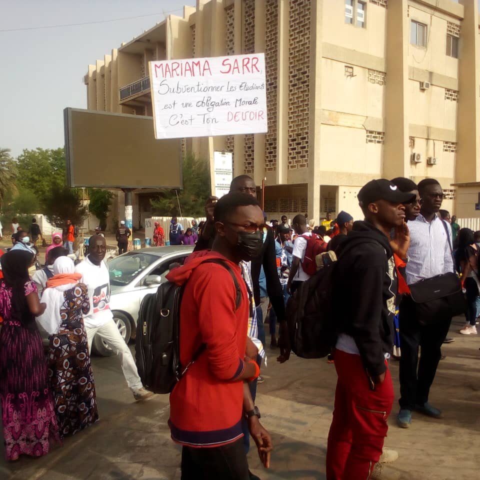 Privés de subventions : Les étudiants de l’université de l’Ugb ressortissants de Kaolack très remontés contre leur maire Mariama Sarr