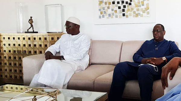 Passe d’armes entre Macky et Khalifa au sujet du « gloria » : « Je suis allergique au lactose »!, la réplique salée de l’ex maire de Dakar
