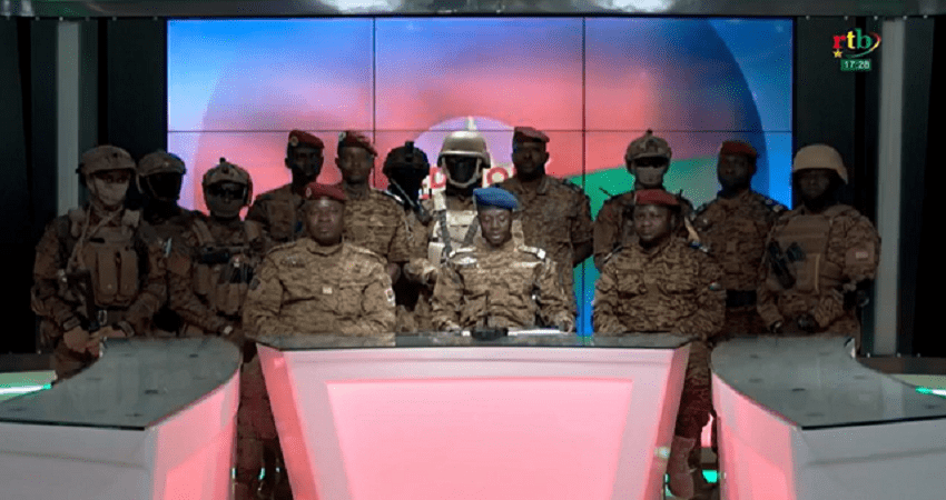 Burkina Faso : Le Mouvement Patriotique pour la Sauvegarde et la Restauration (MPSR) annonce la prise du pouvoir