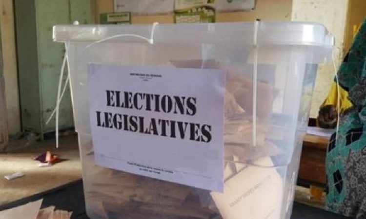 Précampagne législatives 2022 : Macky Sall appelle au respect scrupuleux des dispositions du Code électoral