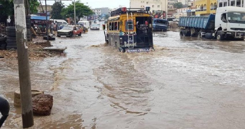 Dakar sous une pluie battante ce mercredi matin