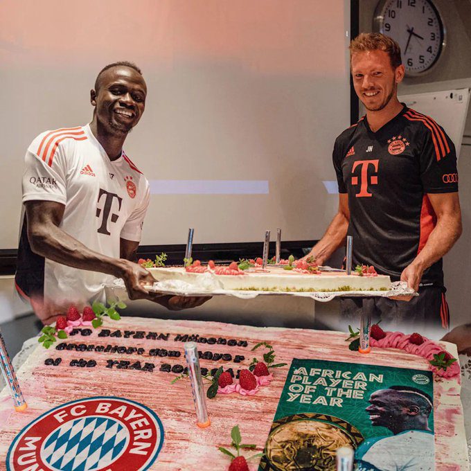 Ballon d’Or africain-Le Bayern Munich célèbre Sadio Mané : « Nous sommes fiers de toi, cher Sadio ! »