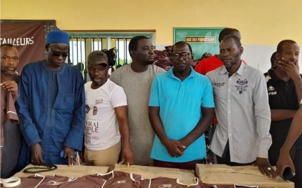 Education : La commande de 17 mille blouses complétement réalisée par l’Association des tailleurs de Ourossogui