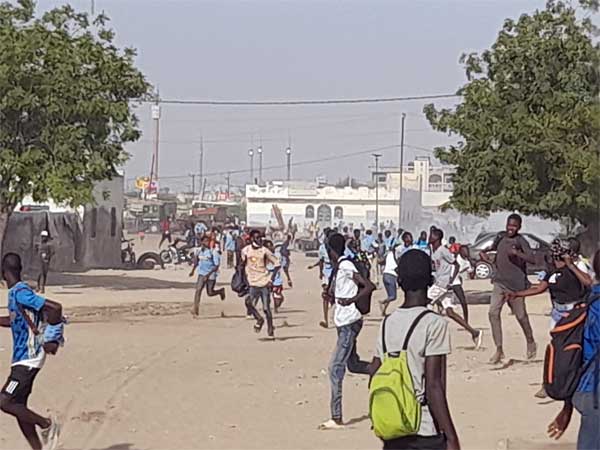 Podor : Les élèves du lycée de Walaldé décrètent 24H de grève pour la libération de leurs camarades