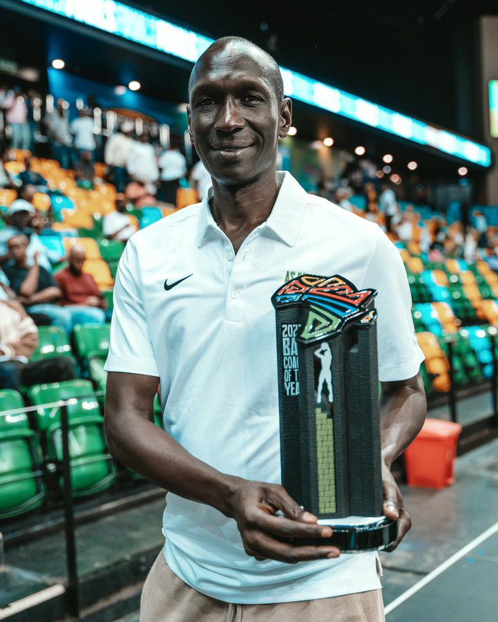 Basketball Africa League : Mamadou « Pabi » Gueye de l’As Douanes, élu entraîneur de l’année
