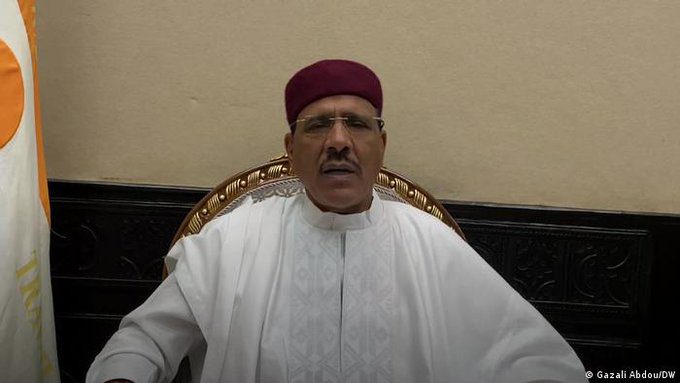 Niger : Le Président Mohamed Bazoum détenu à la présidence par des militaires, le nom du Général Omar Tchiani revient sans cesse