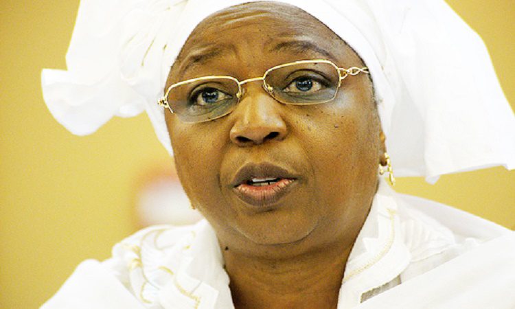Après Abdou Latif Ccoulibaly, Eva Marie Coll Seck tourne le dos à Macky Sall